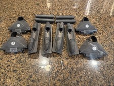 2002-06 Honda 2nd Gen Cr-v Yakima Control Tower Roof Rack Feet W Locks Key 2002-06 Honda 2nd Gen Cr-v Yakima Control Tower Roof Rack Feet W Locks Key