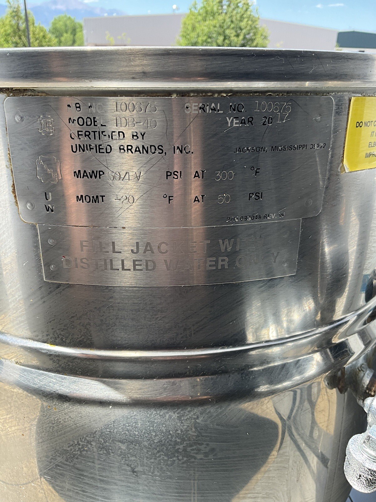 Groen TDB40C 10 gal. Steam Kettle Manual Tilt, 2/3 Jacket, 240v/3ph