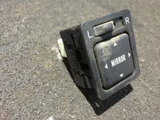 183502 Switch Mirror Adjustment Toyota Picnic DE207877-78