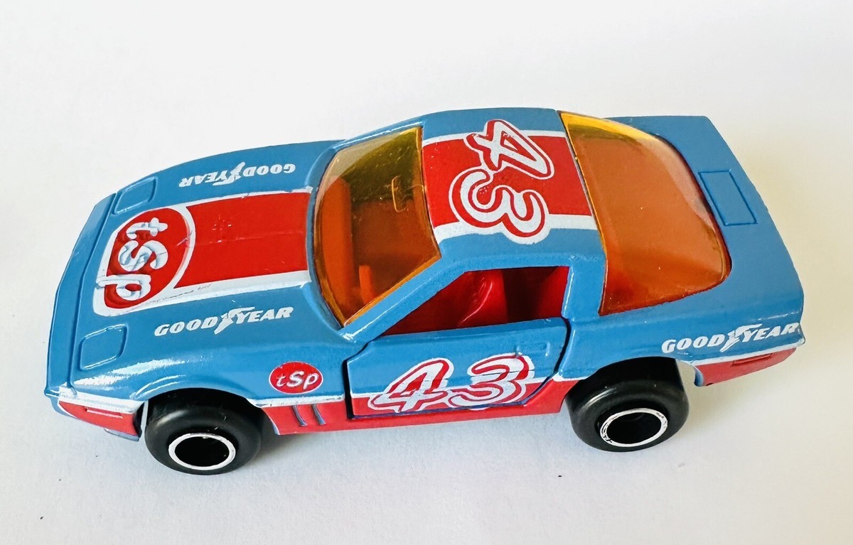 MATCHBOX 1/43 Corvette 1957 ミニカー $_57.JPG?set_id=880000500F