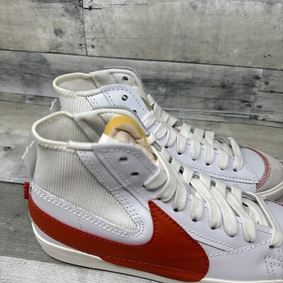 Size 11- Nike Blazer Mid  display picture 2