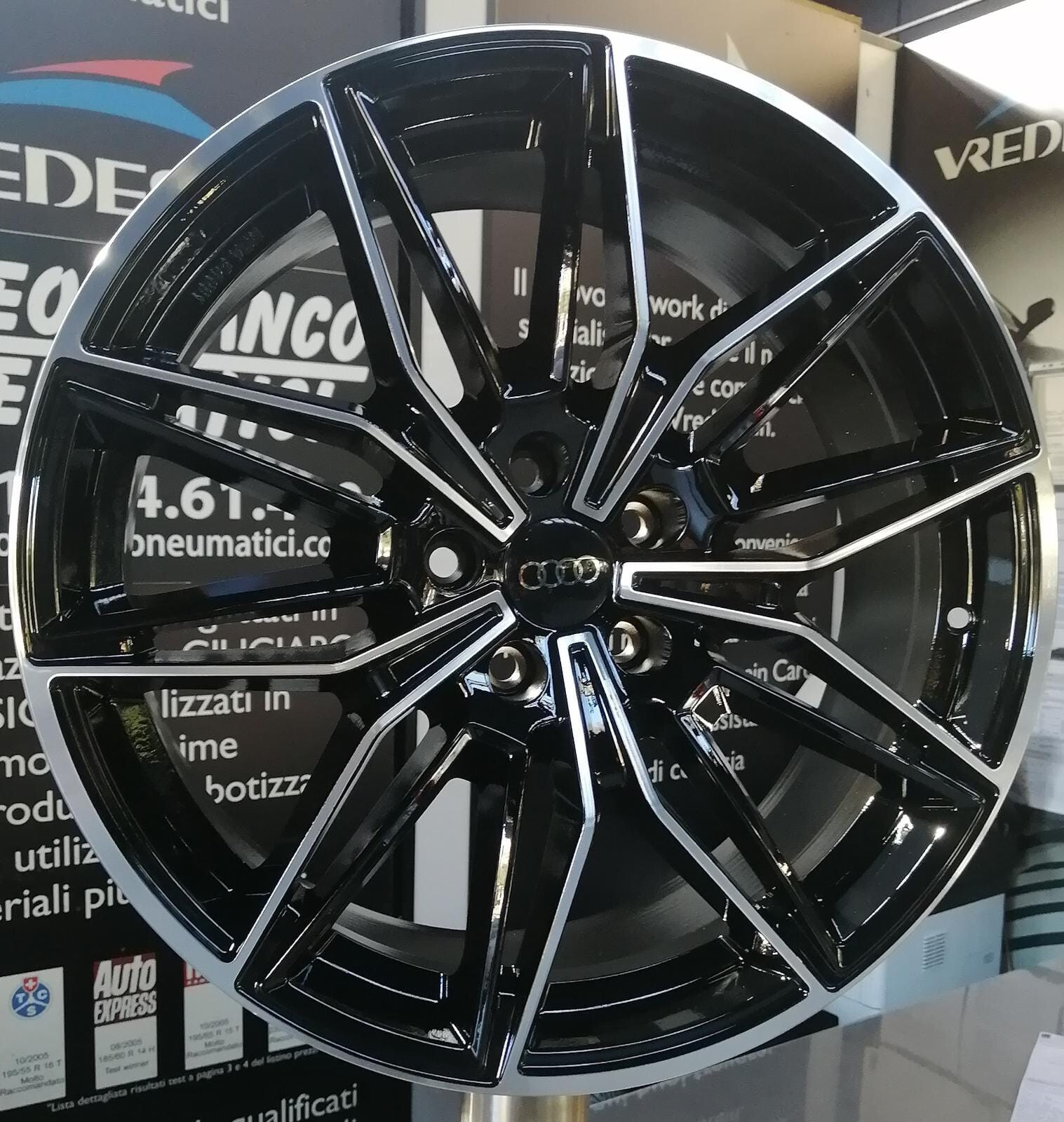 KIT 4 CERCHI IN LEGA AUDI A4 / A5 / A6 / Q3 / 5X112 8X18 ET 30 GMP SPECTER