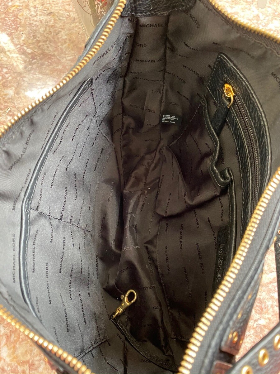 Michael Kors Brooklyn Large Grommet Convertible Hobo Black Michael Kors Brooklyn Large Grommet Convertible Hobo Black