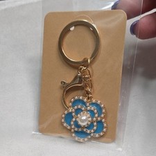 Blue Flower Keychain Bag Charm Purse Charm Floral Pearls Key Ring Clip NWOT