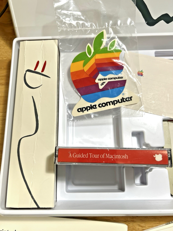 1984 APPLE MACINTOSH 128K MATCHING # BOX Set Original Mac Model M0001 ...