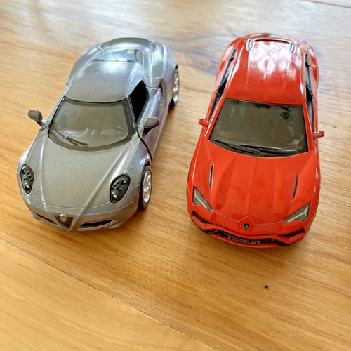 KINSMART Pull Back (5) Car Lot. Great Starter Collection - Picture 6 of 12