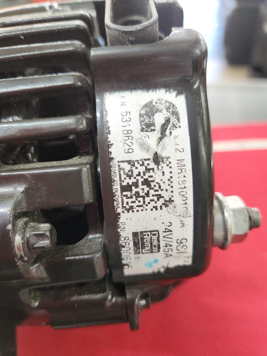 Delco Remy PN 8600615 24V /45A Genuine OEM Cummins PN 5318629 