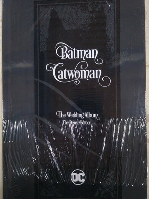 Batman Catwoman The Wedding Album Deluxe Edition (Hardcover) DC
