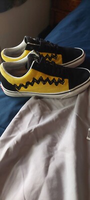 Size 7 - VANS Peanuts x Old Skool Charlie Brown
