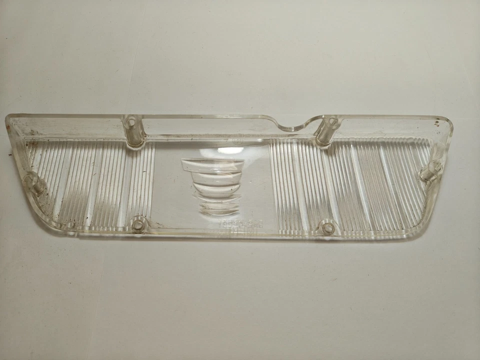 1962 - 1963 年克莱斯勒帝国右停车灯镜头 2188860 NOS — 第 3/4 张图片