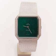 raro orologio OMEGA 1970s De Ville "Smeraldo" quadrante verde oro bianco 18 carati finitura corteccia