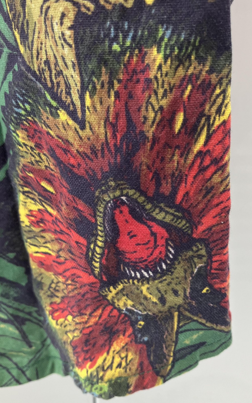 Jurassic Park x Cakeworthy Shirt Mens Medium Dinosaur Button Up Floral Hawaiian image 7