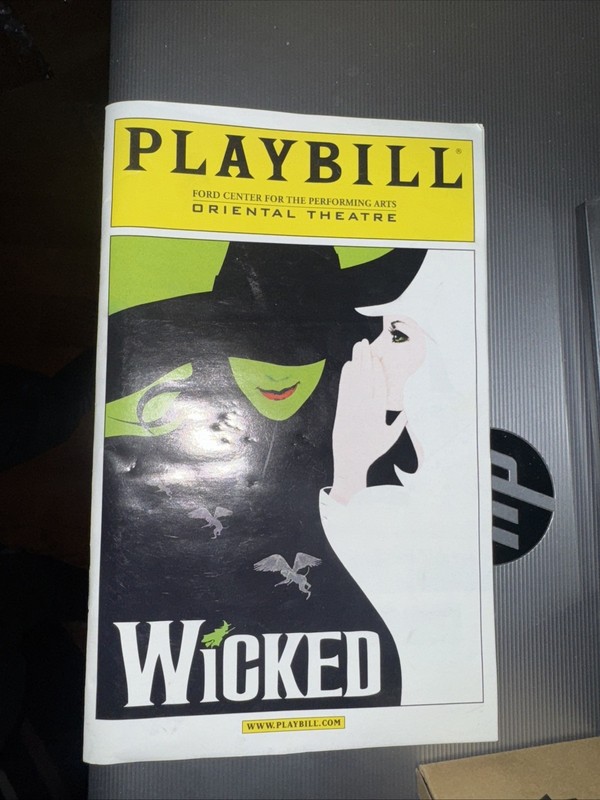 Wicked The Musical Souvenir Program  March 2007 Ford Center Theatre Playbill 