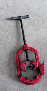 USED - Ridgid 73162 Model 424 Heavy Duty Hinged Pipe Cutter - 2"-4" Capacity