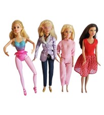 Poupées Barbie Mattel Ballerine Fashion Articulées Tenues Style Variées Lot de 4