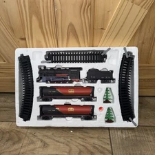 WowToyz Scout Series Classic Train Set Battery Operated Steam Engine w/ Tank Car