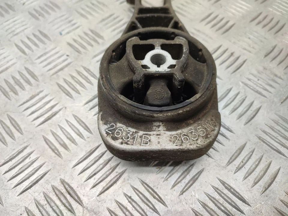 Chevrolet Aveo 2011 Petrol 63kW Engine Mount Motor Damper SAU97985 - Image 2 of 4