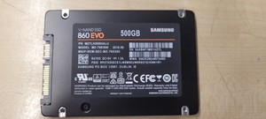 5x (Fünf Stück) Samsung 860 EVO 500GB 2,5 Zoll SATA III  Alle In Top Zustand