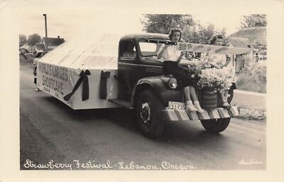 Real Photo Postcard Largest Shortcake Parade Float, Lebanon, Oregon 1948