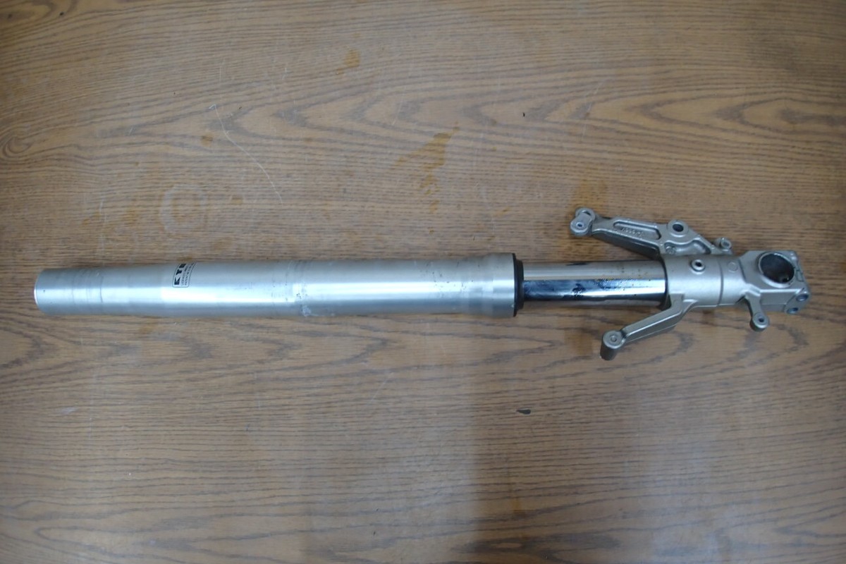 2001 SUZUKI GSX1300R HAYABUSA KYB RIGHT FORK X9851-R | eBay 2001 SUZUKI GSX1300R HAYABUSA KYB RIGHT FORK X9851-R | eBay