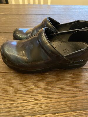 DANSKO Professional Women's Sz 37/ US 7.5 Black / Blue Clogs Slip