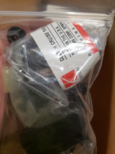 NOS SATURN 21024649 CRUISE CONTROL UNIT - Picture 3 of 9