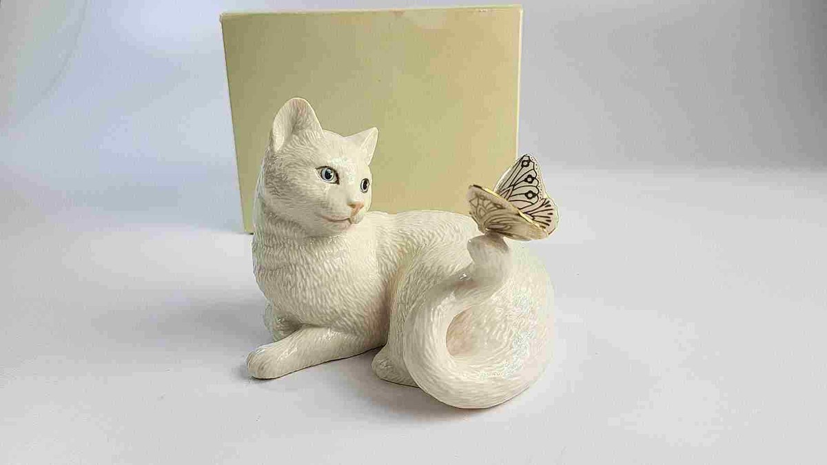 Lenox Enchantment Porcelain Ivory Cat Kitten With Butterfly Gold