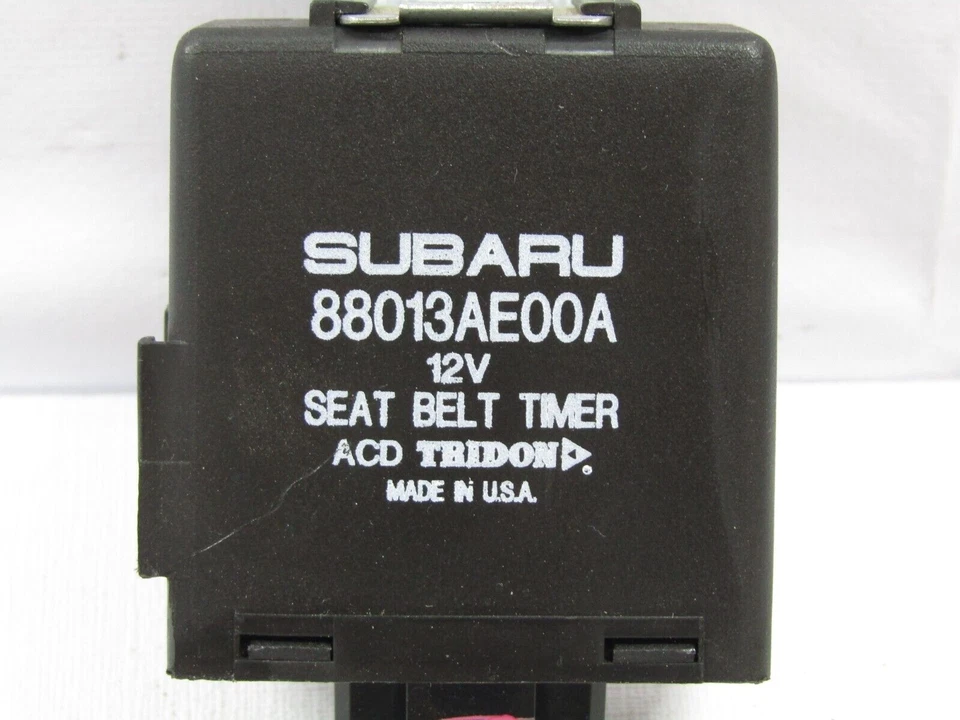 Unidad de módulo de control temporizador cinturón de seguridad Subaru Legacy Outback 2000-2004 88013AE00A  Foto 2 de 3