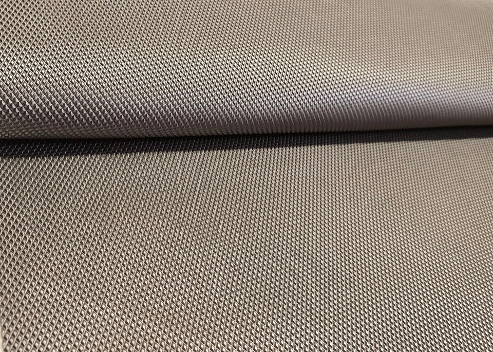 PVC Polster- Möbel- Deko Stoff 3D Metallic Optik Glänzend Taupe FABLED Meterware - Bild 3 von 4