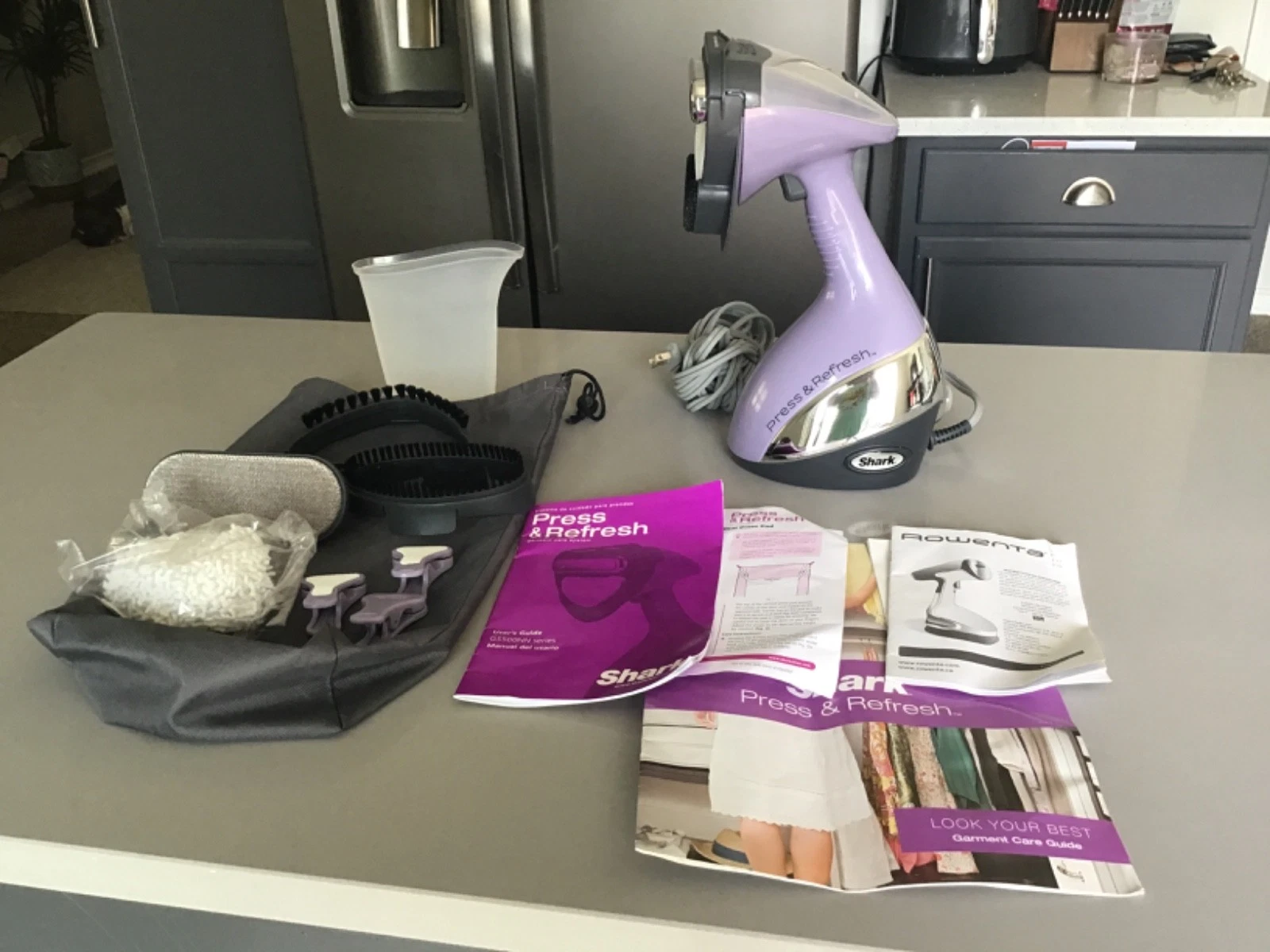 Shark Press and Refresh Garment Steamer GS5000NN New No Box
