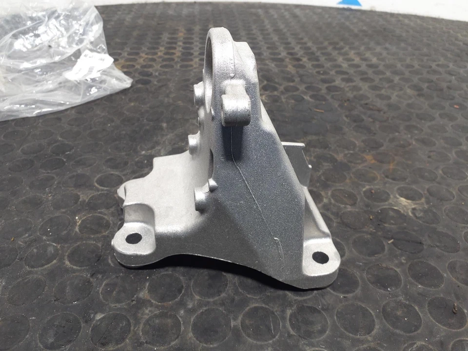 BMW 4 SERIES GRAN COUPE Engine Mount 2014-2020 22116859416 - Image 3 of 4