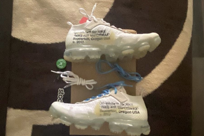 OFF WHITE X NIKE Nike Vapormax X Off White White