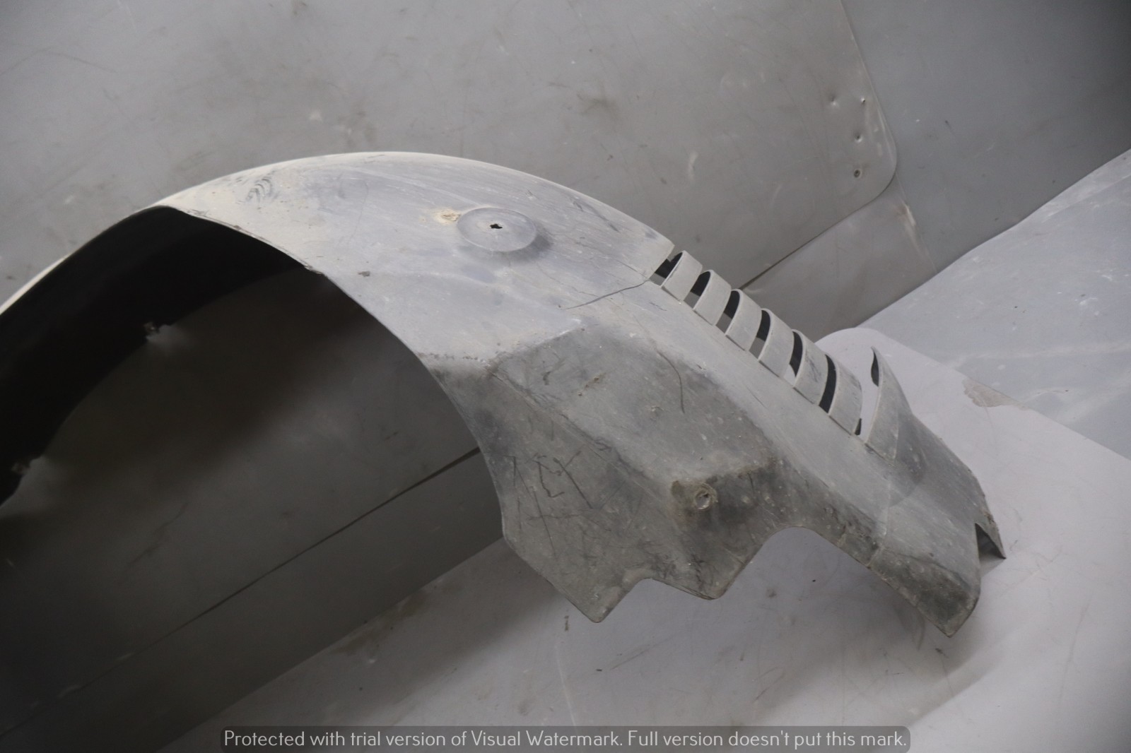 Bentley Continental GT 2003-2010 Front Left Fender liner