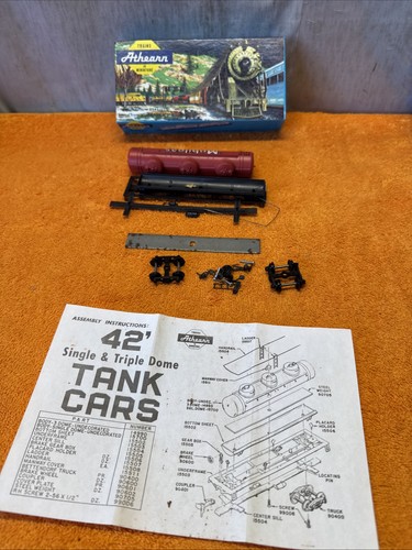 Trenes Athearn H•Vintage en miniatura nuevos en caja. Tanque de 3 cúpulas Mobilegas 1503 EE. UU. | Zustand: New
