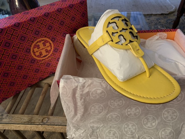 limone tory burch sandals