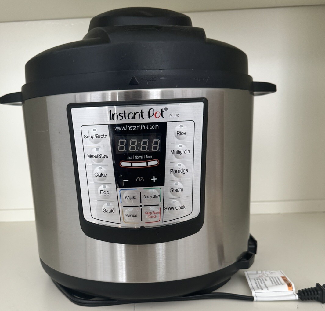 Instant Pot LUX60 6-Quart Electric Pressure Cooker-image