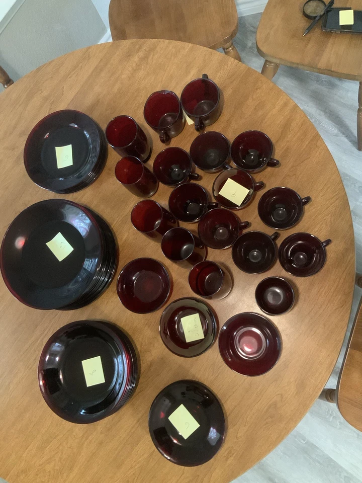 51 pieces of Vintage Ruby Red Glassware Set Of Dishes - Image 2 of 3