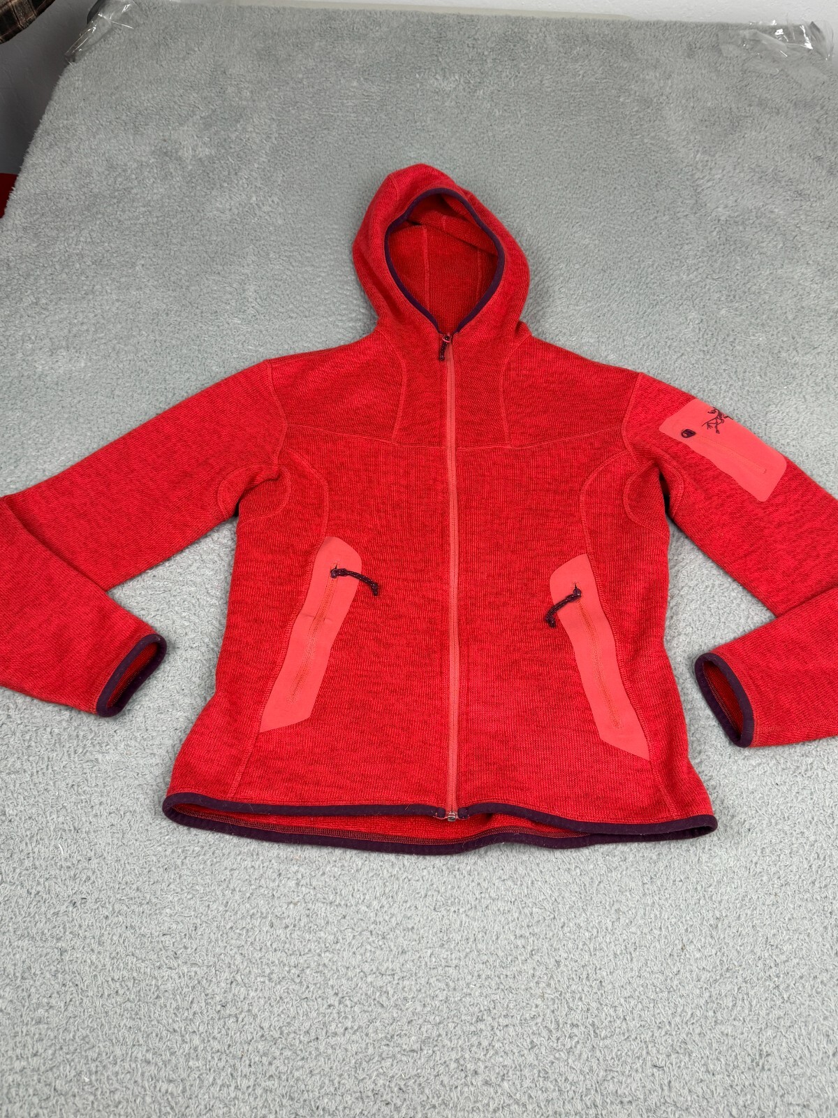 ARC'TERYX Arcteryx Covert Felpa con Cappuccio Donna M Rosso Full Zip Giacca Maglione Cardigan TRIM FIT
