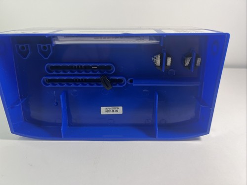 Rare Look Scalextric super slot! Audi R8 LMS Ultra Bathurst H3717 1:32 Slot Car - Picture 9 of 9