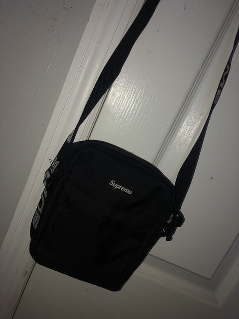 supreme black shoulder bolsa ss18
