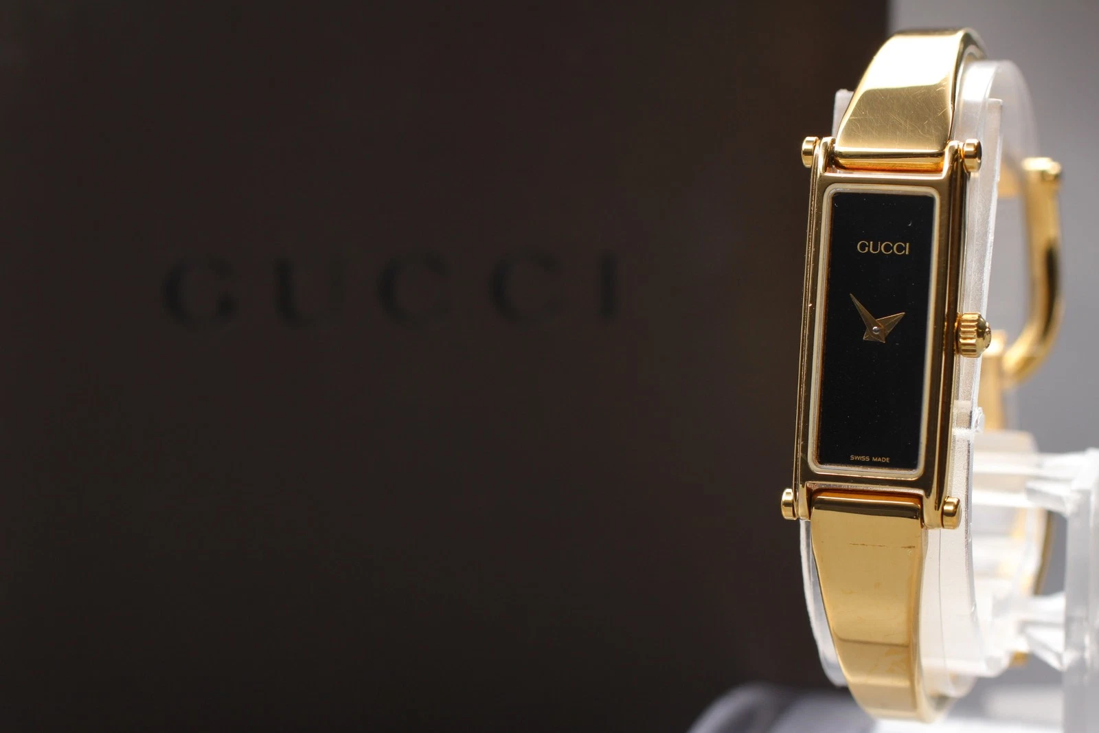 [N MINT con scatola carta] Orologio Donna Gucci 1500L Oro Quadrante Nero 12mm Quarzo