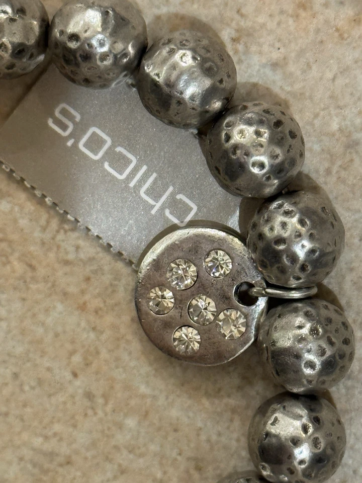 CHICOS Pearlized Gray Stretch Beaded Bracelet W/Charm NWT - Image 4 of 4