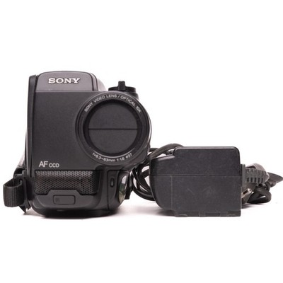Sony Handycam CCD-TR330E Video8 PAL Camcorder - Black - FULLY WORKING