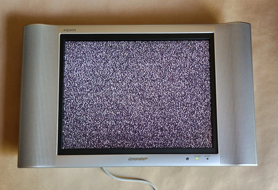 Sharp Aquos Liquid Crystal TV Model LC-15B4U-SM Gaming TV (Fully Operational) - Image 3 of 4