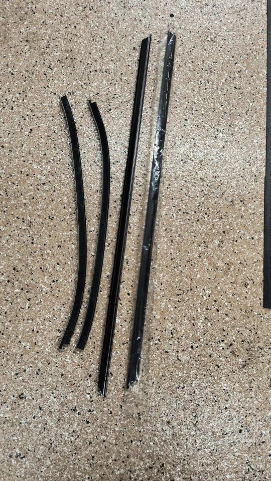 Sello de ventana de puerta-techo rígido Metro WC 2003-31 para Chevrolet Chevelle 1969 Foto 2 de 2