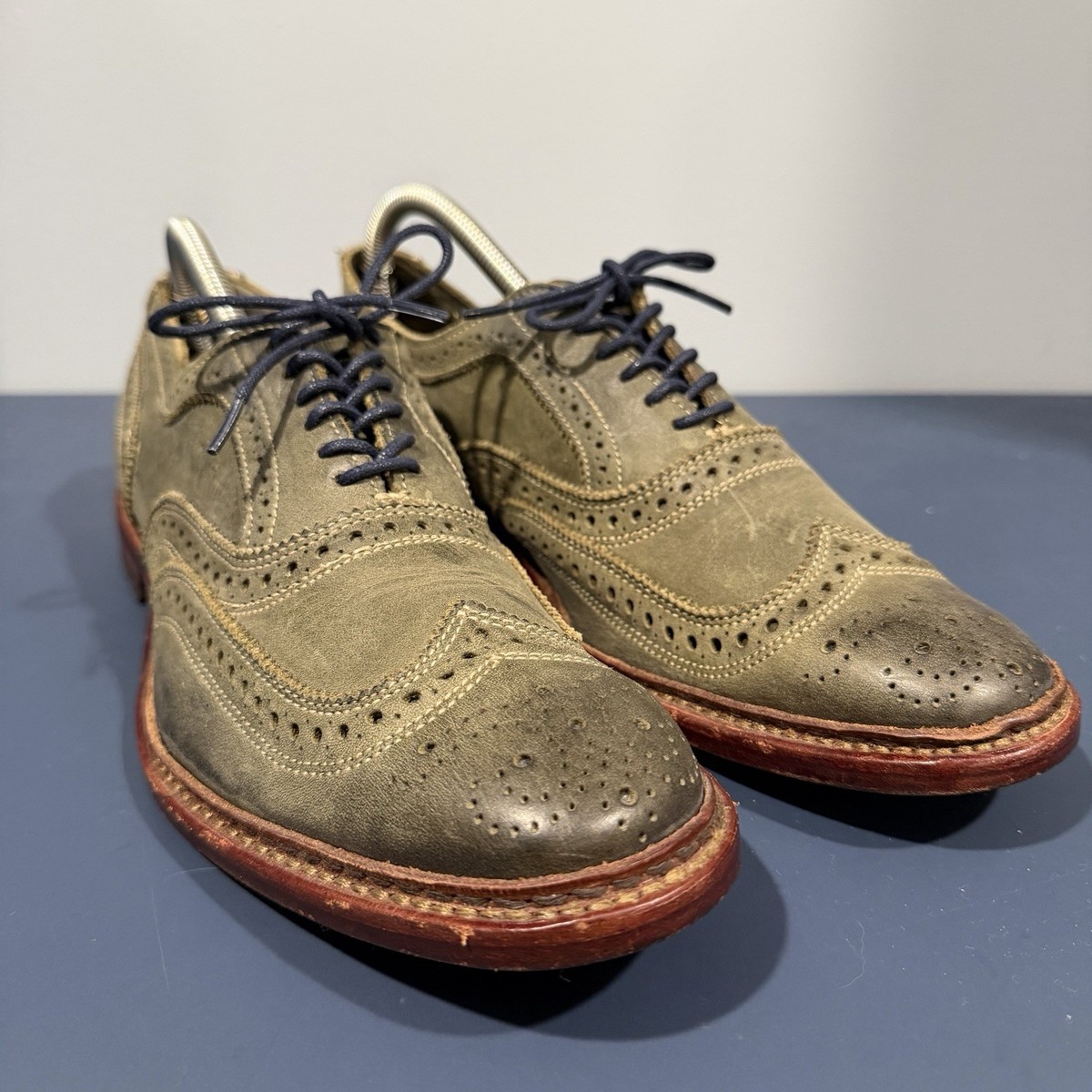 Allen Edmonds Neumok Green Nubuck Wingtip Oxford Dress Shoes  display picture 1
