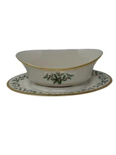 Lenox Holiday  Gravy Boat & Underplate
