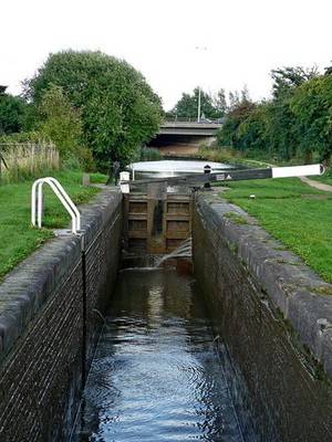 Photo 12x8 Offerton Top Lock near Tibberton, Worcestershire Smite Hill Thi c2010