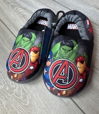 NWT Marvel Avengers Kids Foam Slippers Kids Size XL 11/12 Warm Winter Cozy