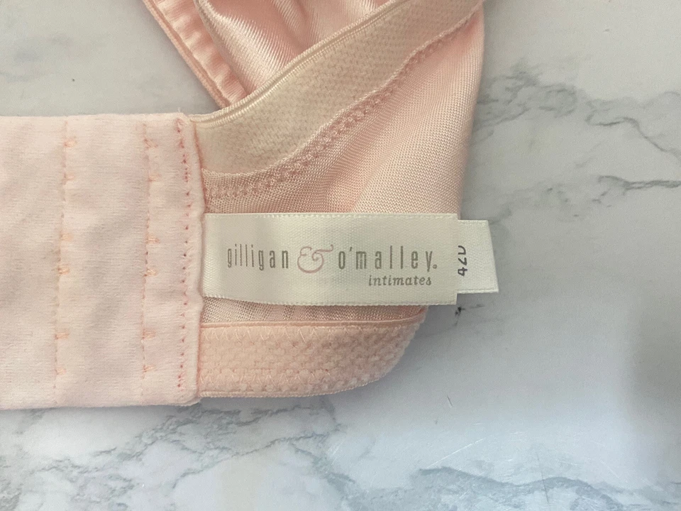 Gilligan & O' Malley Peach 轻薄尺寸 42D 软垫文胸钩 眼睛 轻量级 V1 — 第 4/4 张图片